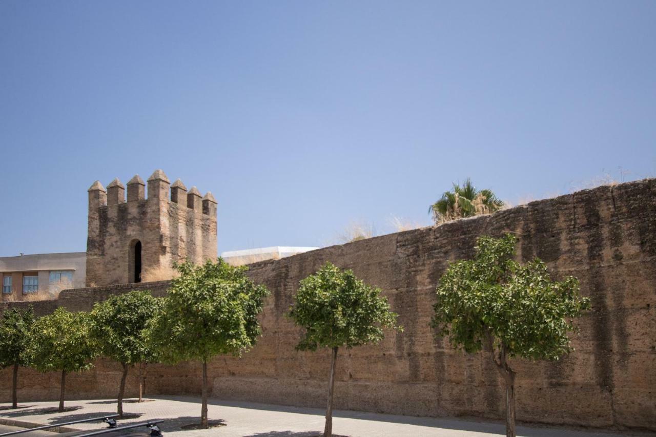 Murallas De Sevilla Apartamento Con Garaje 4 Pax Sevilha Exterior foto