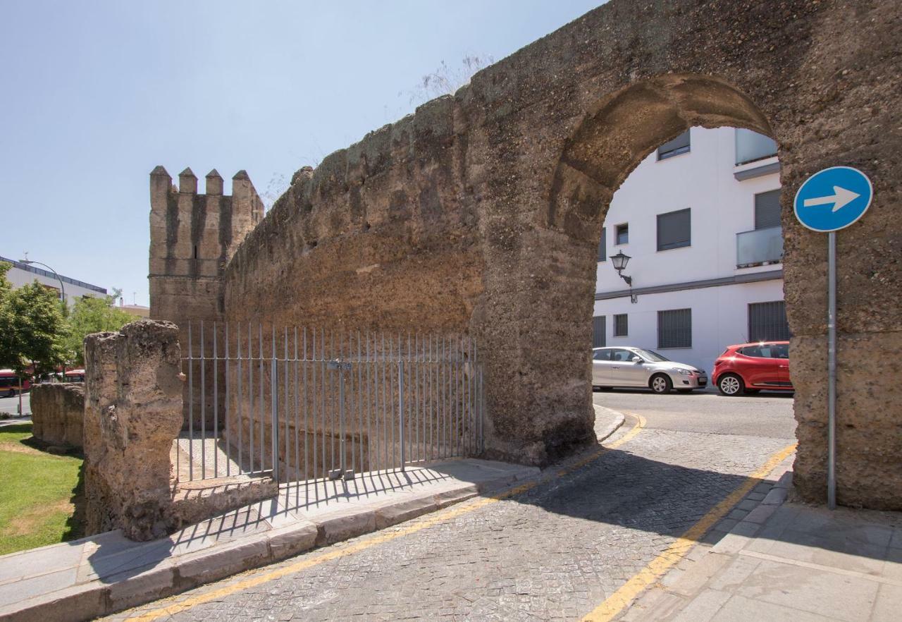 Murallas De Sevilla Apartamento Con Garaje 4 Pax Sevilha Exterior foto